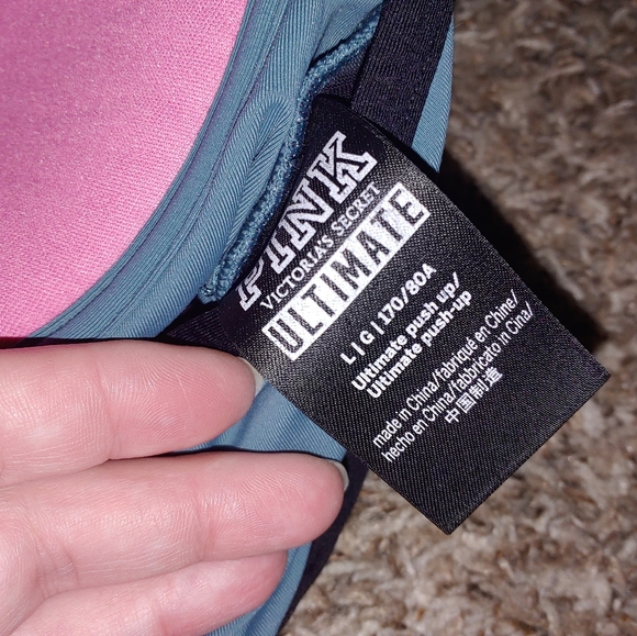 Victoria's Secret Padded Sports Bra - Picture 3 of 3